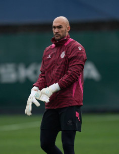 IMPERMEABLE D’ENTRENAMENT... 2