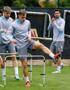 DESSUADORA D’ENTRENAMENT... 2