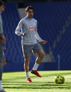 PANTALÓ CURT ENTRENAMENT... 2