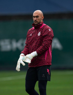 GOALKEEPER TRAINING RAIN... 2